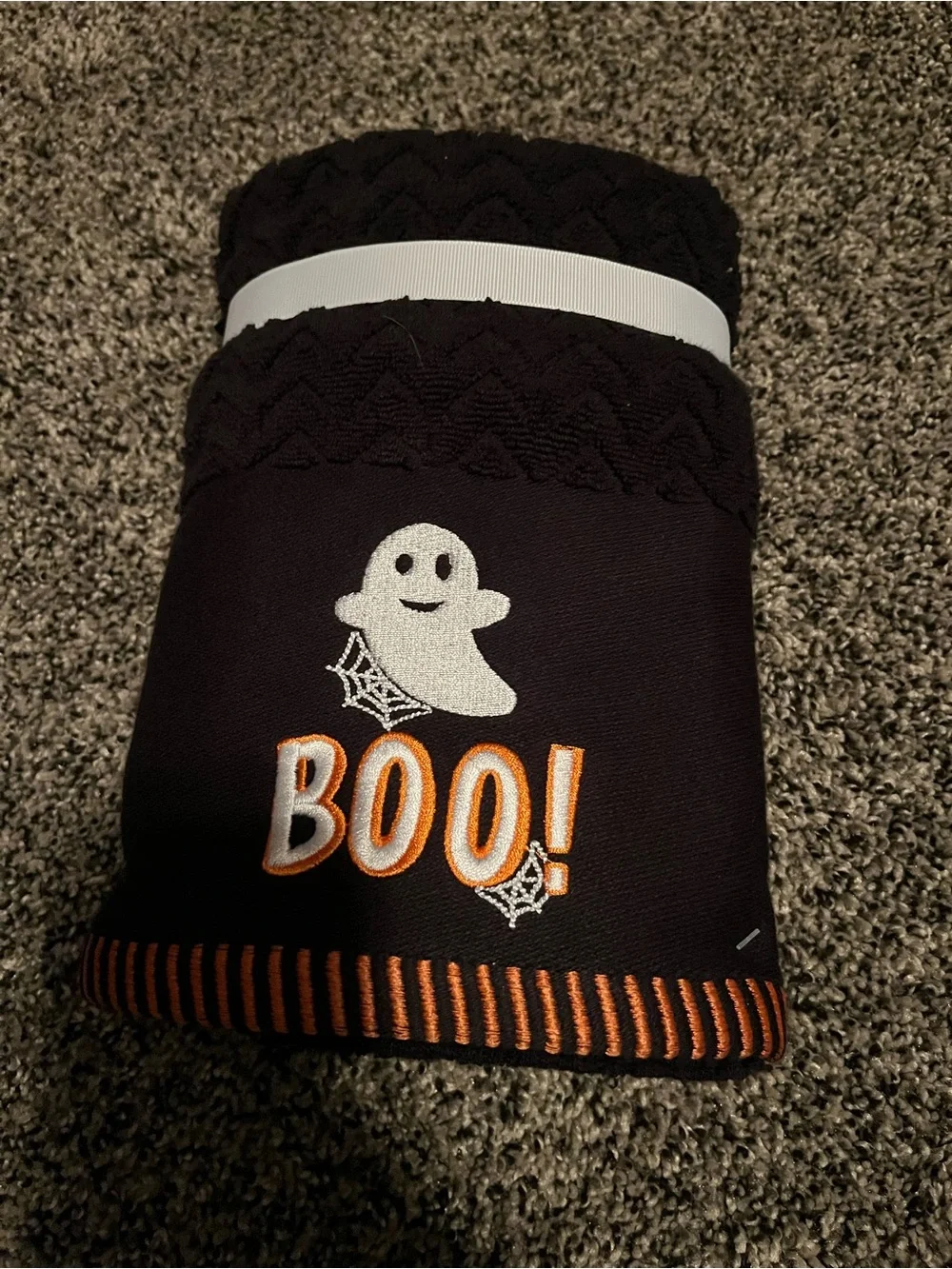 Peri Hone ghost hand towels